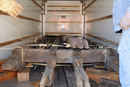 484-001-caboose frame in truck.JPG