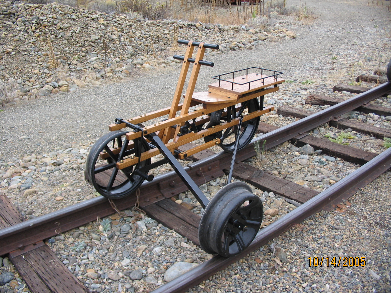 SP&amp;S Velocipede . Now with 36 inch narrow gauge outrigger at SVRY 2001.JPG