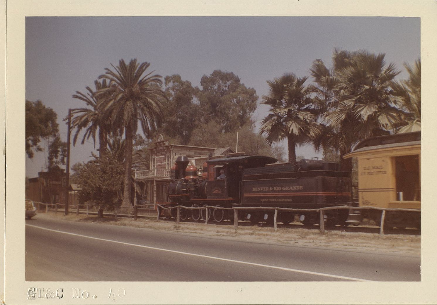 33-Passing through the old mainline town.jpg