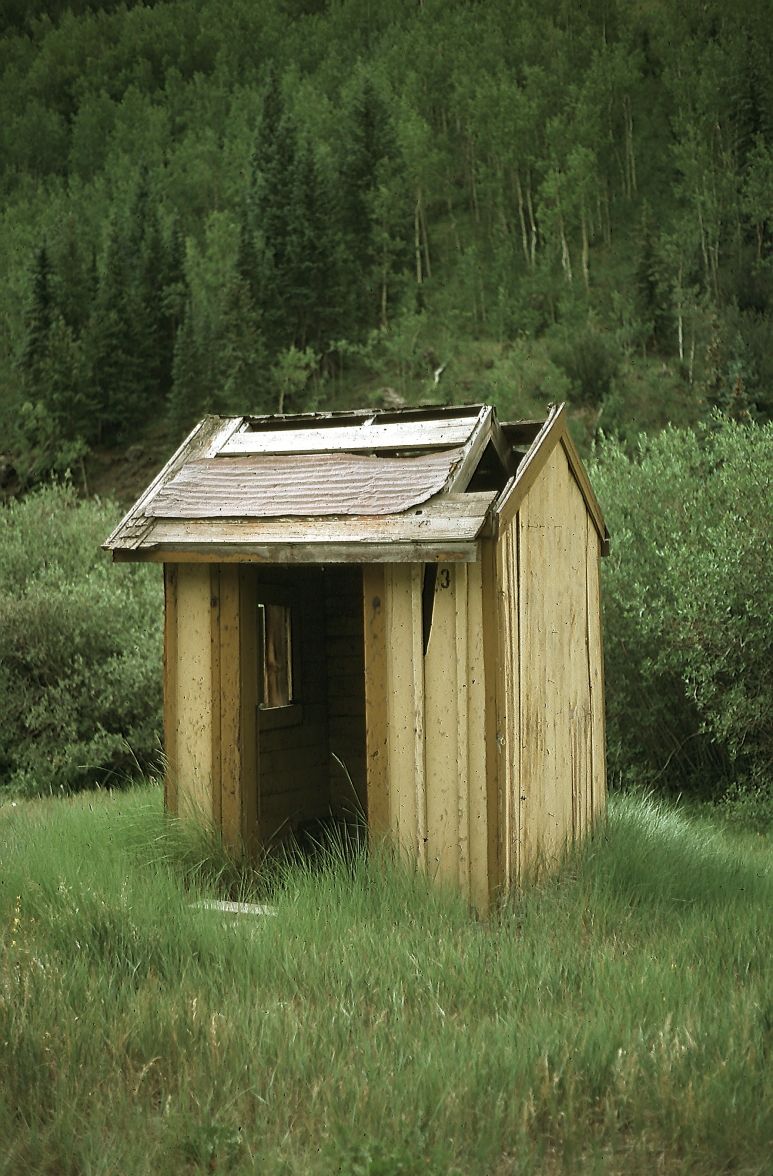 telluride outhouse 10000 resize.JPG