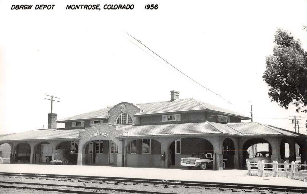 Montrose Co D&amp;RGW depot 1956.jpg