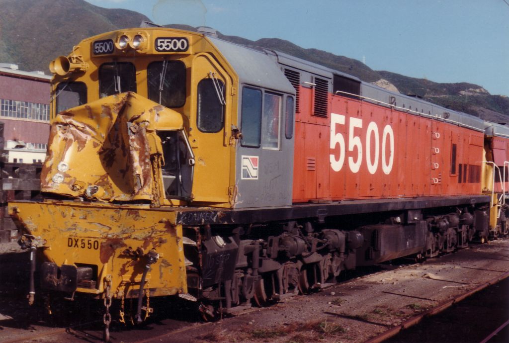 NZR#5500afterLongburn'84.jpg