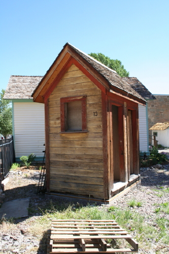 Outhouse End 13.jpg