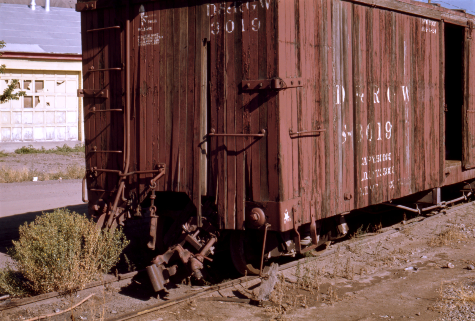 1971-08-nn p01 Durango.jpg