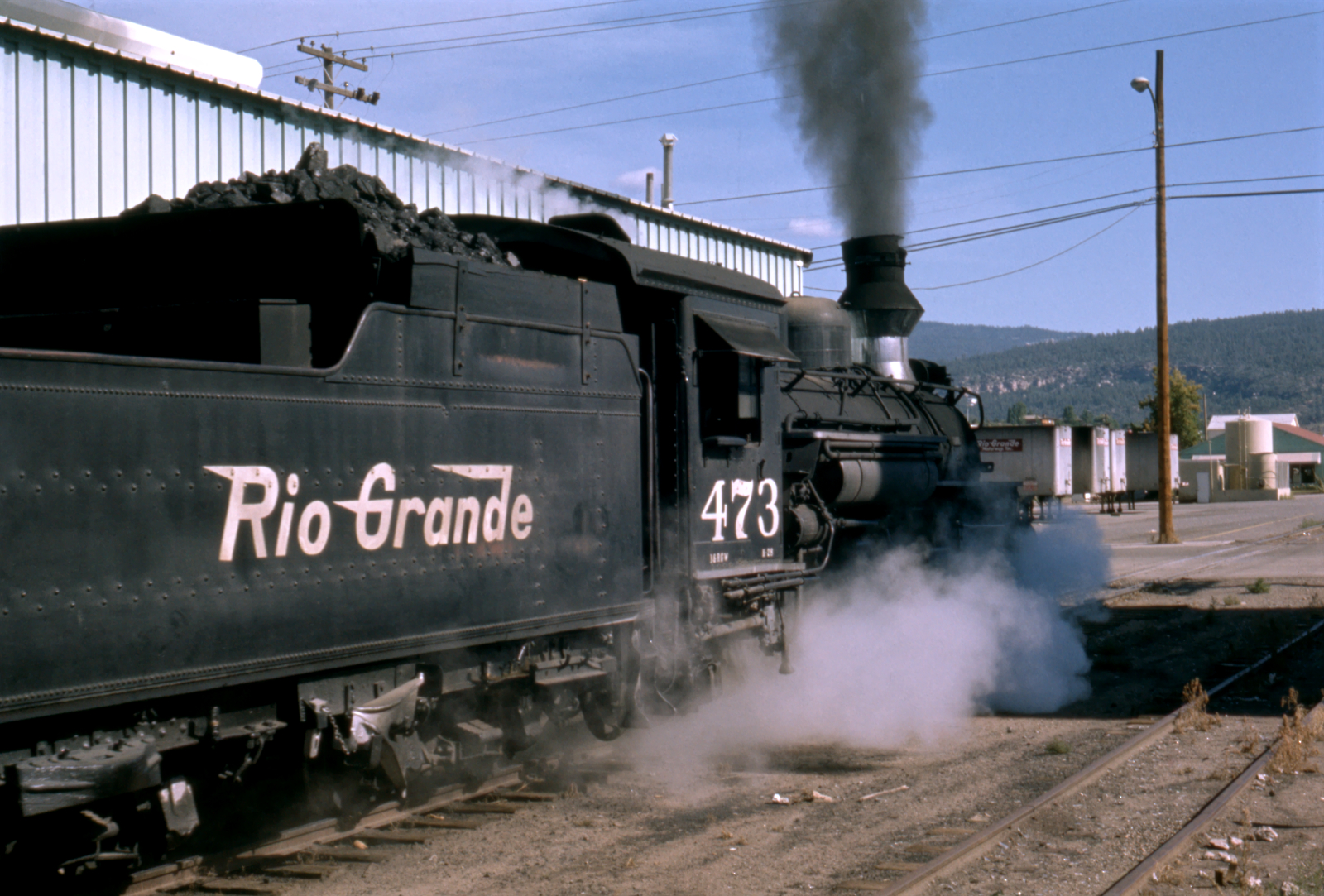 1971-08-nn p04 473 NB Durango.jpg