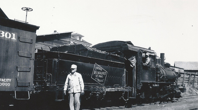 CMStP&amp;P Boxcar 301 and Locomotive #2 at Zwingle Iowa.jpg